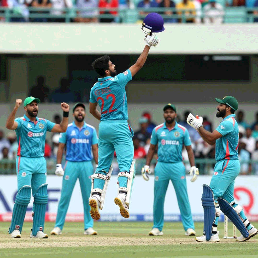পনেরো থেকে ষোলো: মুরশিদা খাতুনের নির্বাচন, অস্ট্রেলিয়ার পেস আর একটি অপ্রকাশিত নীতির গল্প