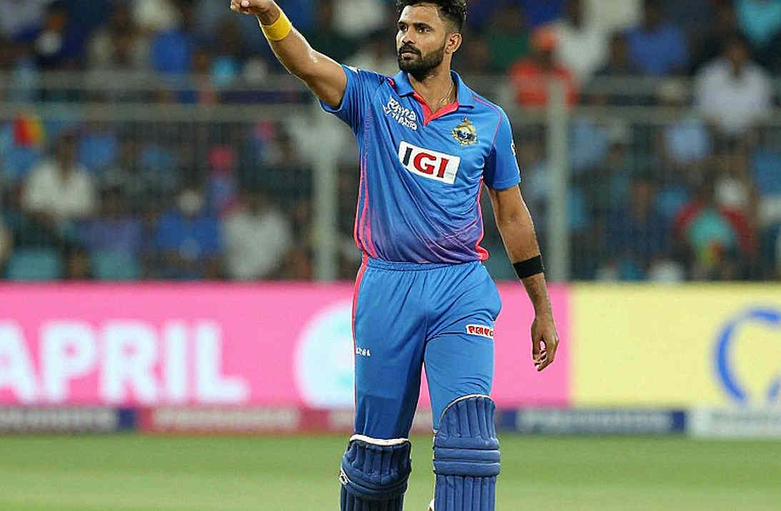 ভাঙা চেইন: ক্রিকেট বিশ্লেষণে তথ্যবিন্দুর ব্লকচেইন আর 'জানি না' বলার শৃঙ্খলা